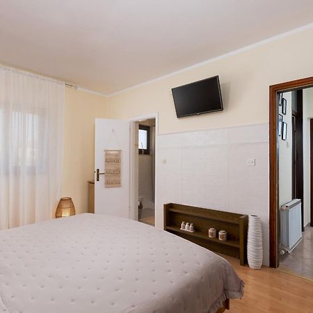 Marisan Seaview Apartment Фунтана Екстер'єр фото